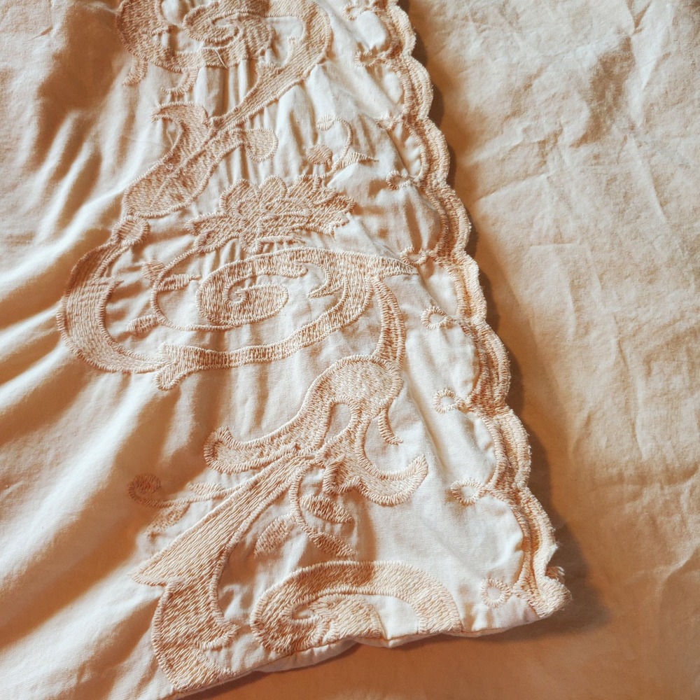 Pom Pom at Home Duvet Cover sz king Ivory 100% Cotton Embroidered Scalloped Edge